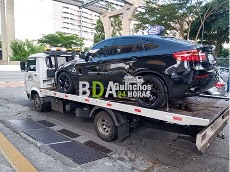 Reboque de Carro na Estação Santo Amaro