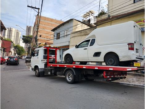 Guincho de utilitários no Jabaquara 