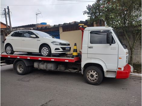 Serviço de guincho na Av Rio Bonito 